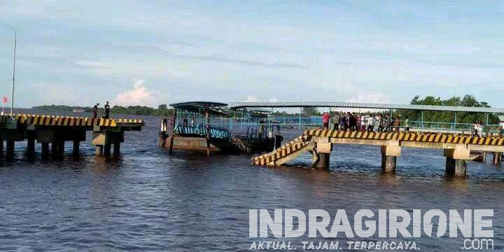 Dermaga Sungai Ambunten